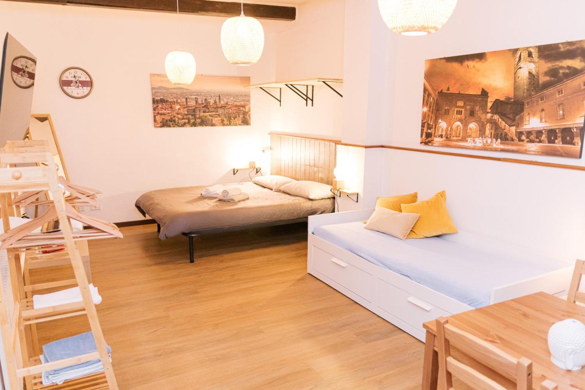 Casa Tequila Apartment Бергамо Екстериор снимка