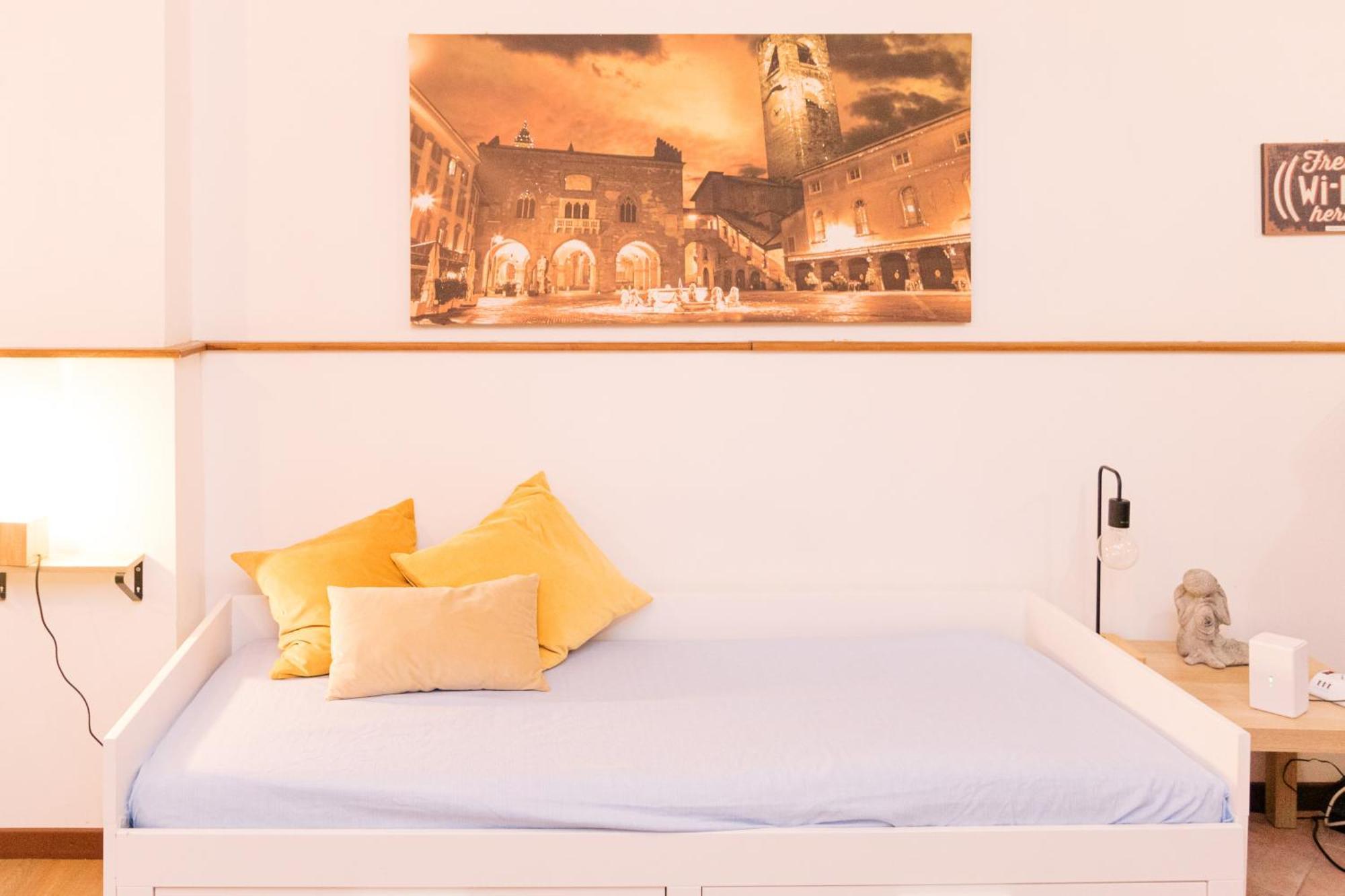 Casa Tequila Apartment Бергамо Екстериор снимка